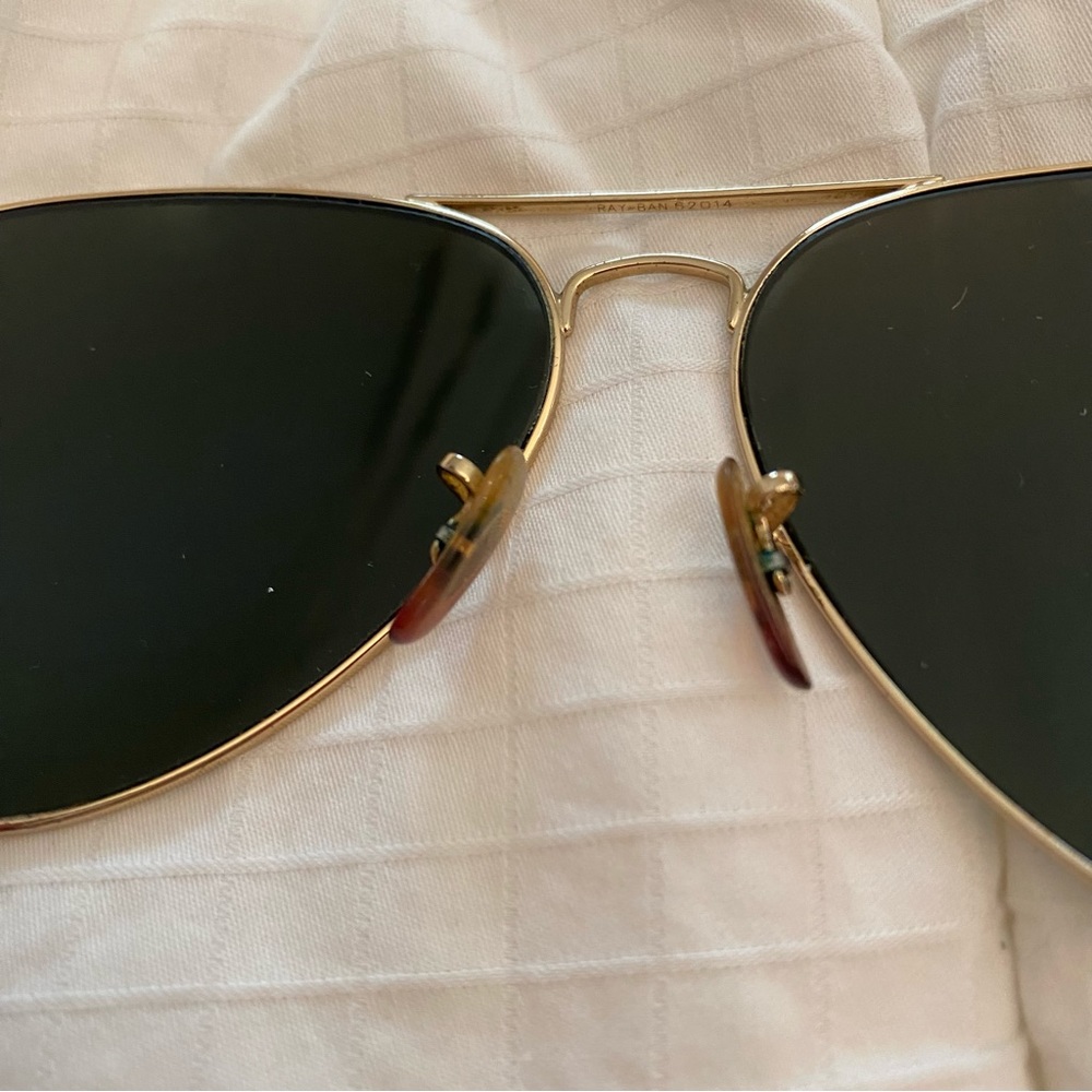 Ray-Ban Gold Aviator Sunglasses - Picture 12 of 14